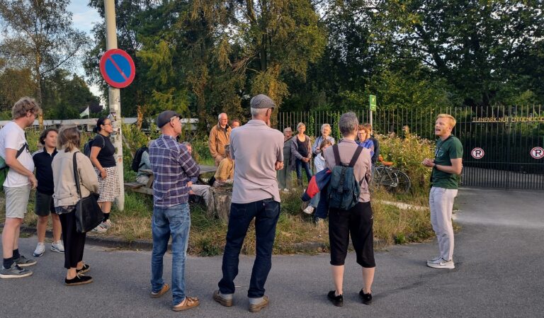 Donderdag 15 augustus buurtbewoners en tuinders gaan mee op zoek naar Vleermuizen